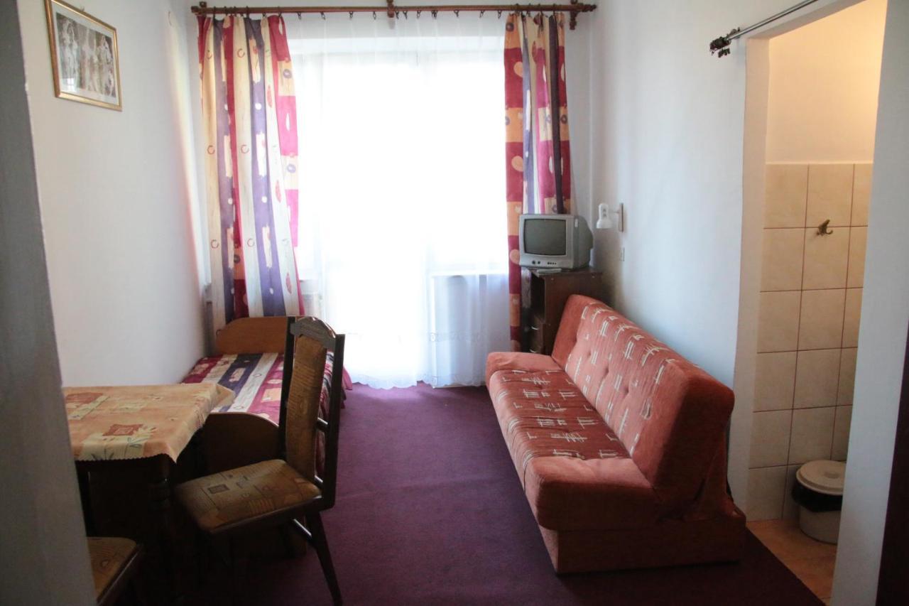 Bed and Breakfast Domy Wczasowe Tryumfy Криниця-Здруй Екстер'єр фото