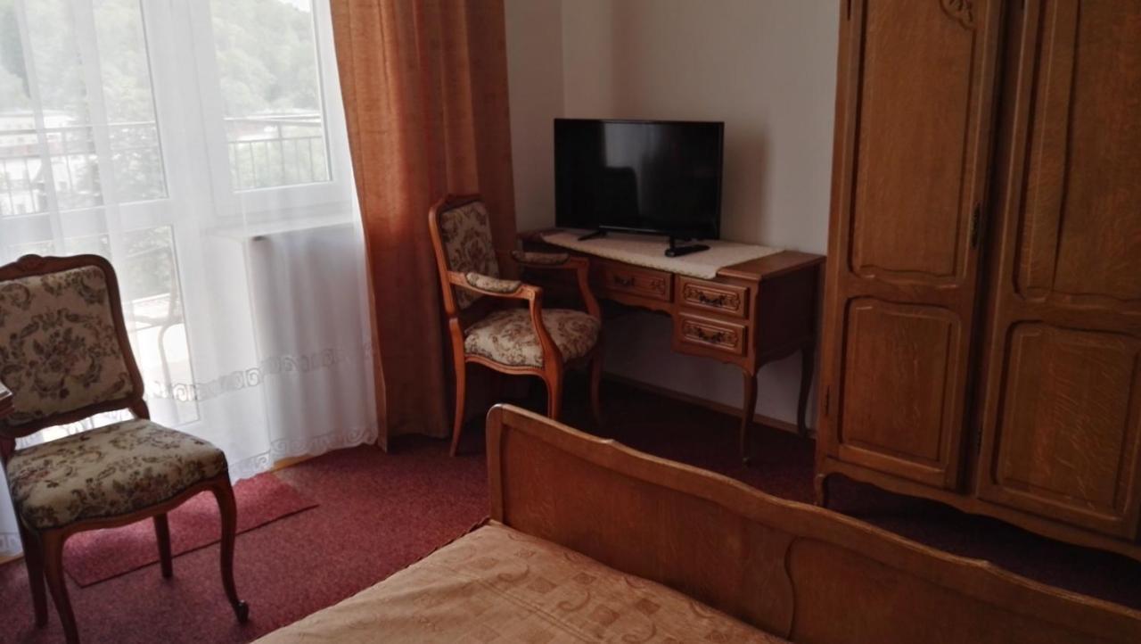 Bed and Breakfast Domy Wczasowe Tryumfy Криниця-Здруй Екстер'єр фото