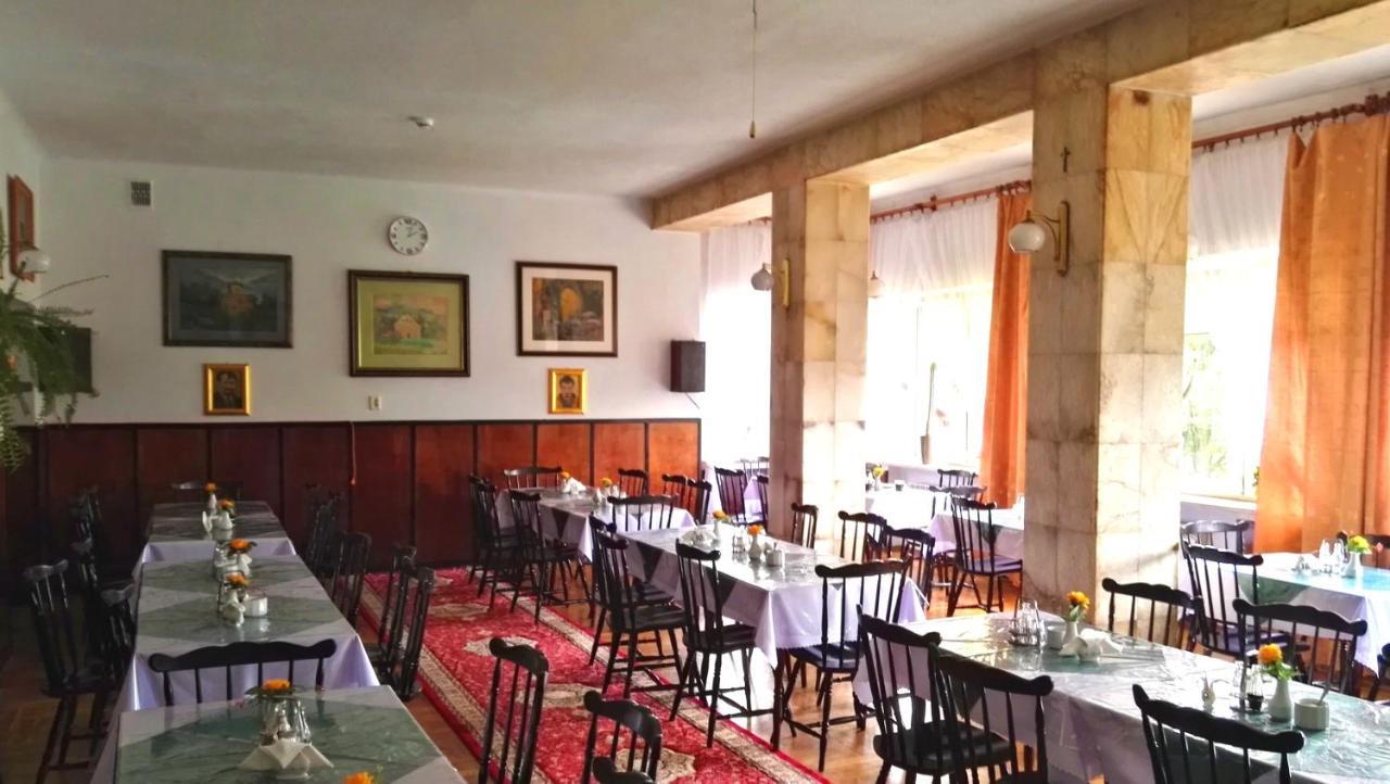 Bed and Breakfast Domy Wczasowe Tryumfy Криниця-Здруй Екстер'єр фото