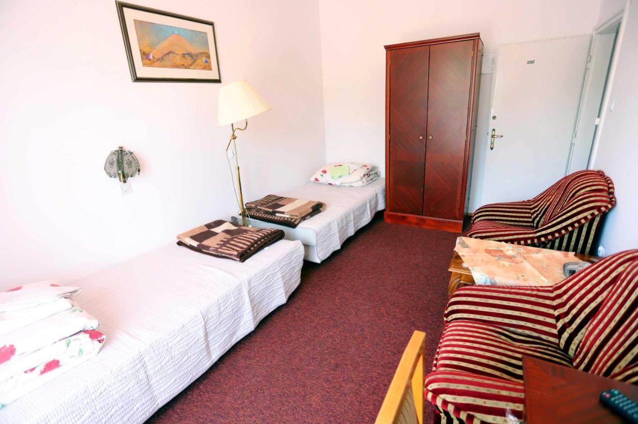 Bed and Breakfast Domy Wczasowe Tryumfy Криниця-Здруй Екстер'єр фото