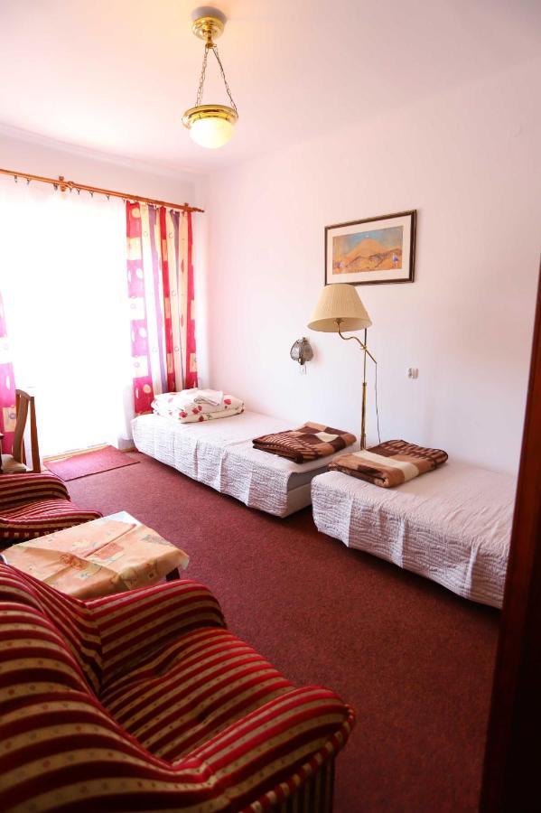 Bed and Breakfast Domy Wczasowe Tryumfy Криниця-Здруй Екстер'єр фото