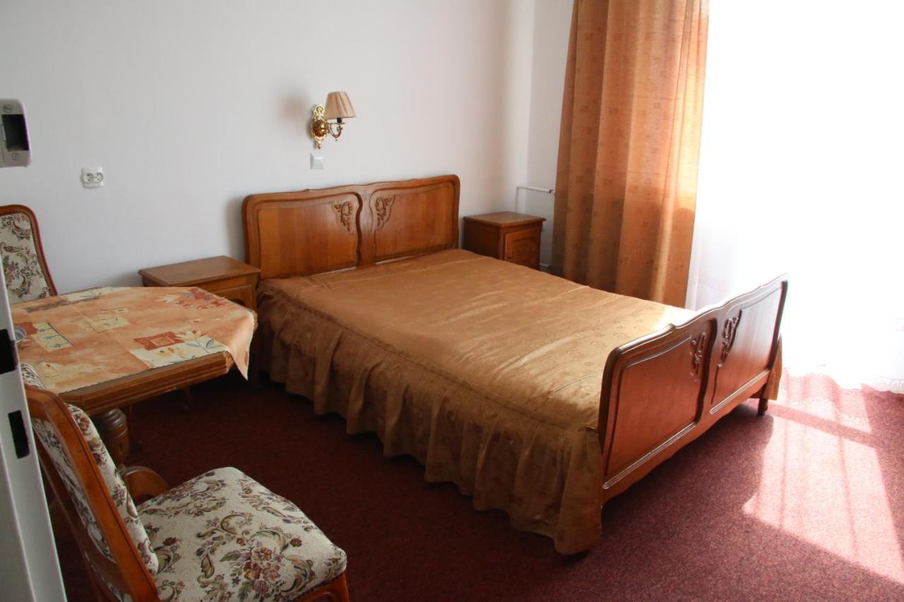Bed and Breakfast Domy Wczasowe Tryumfy Криниця-Здруй Екстер'єр фото