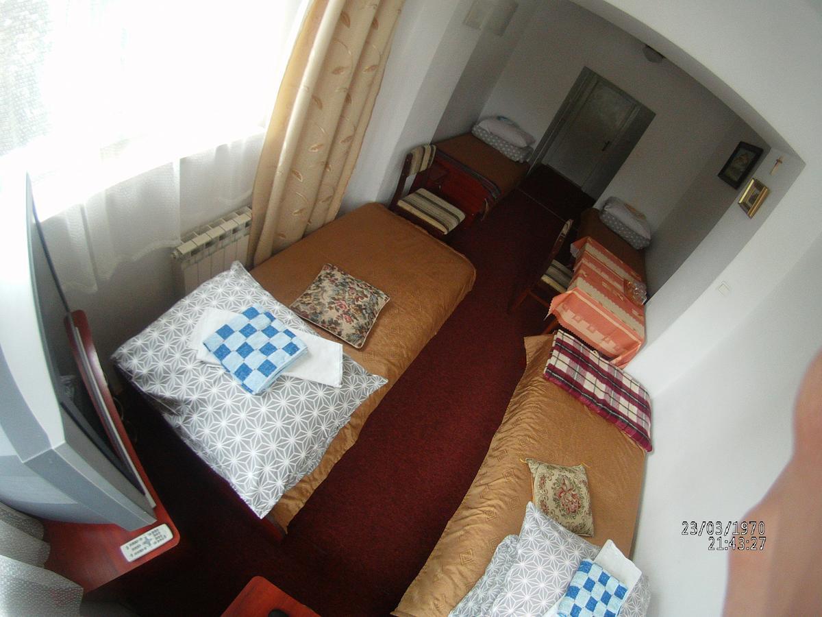 Bed and Breakfast Domy Wczasowe Tryumfy Криниця-Здруй Екстер'єр фото